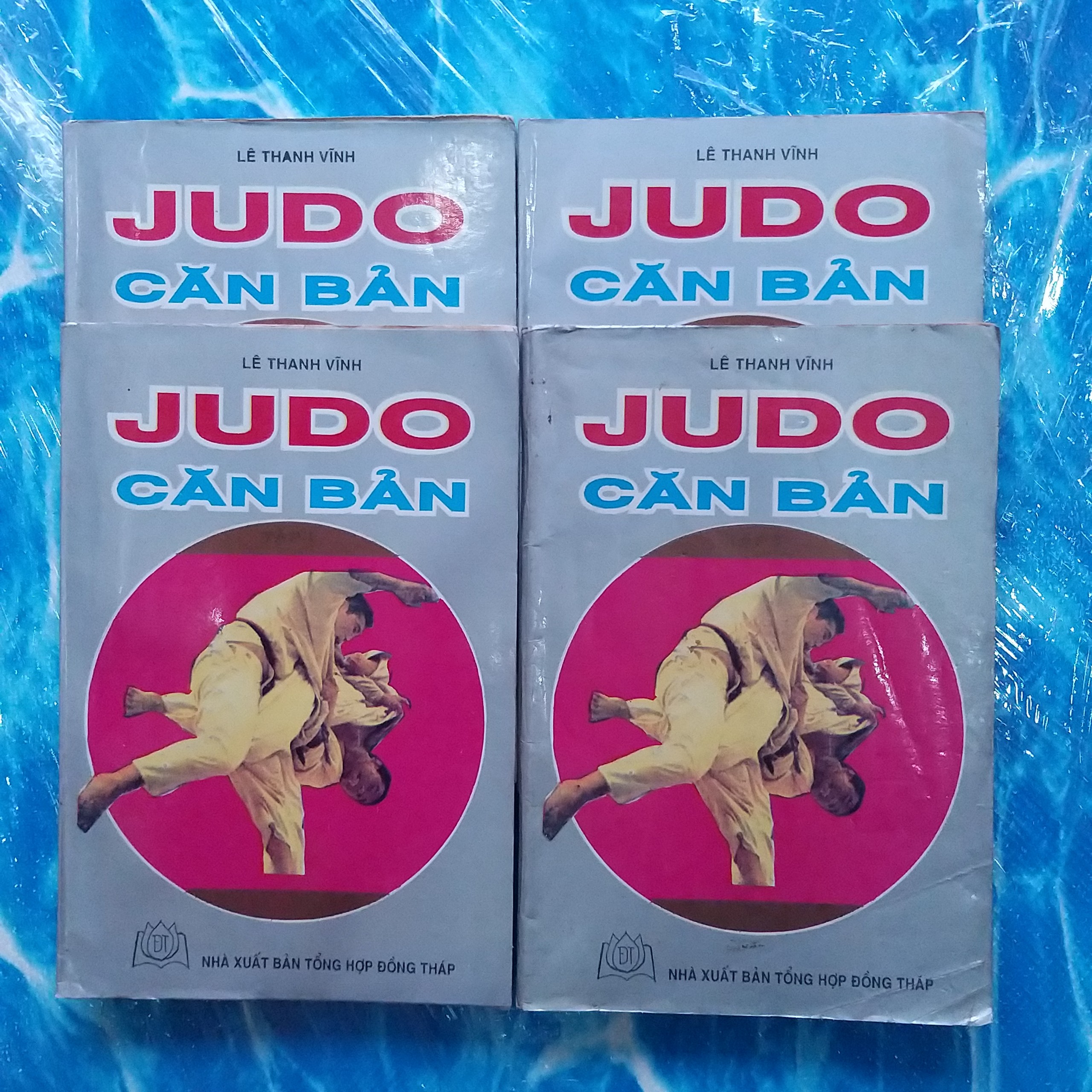 Sách Judo Căn Bản Sách